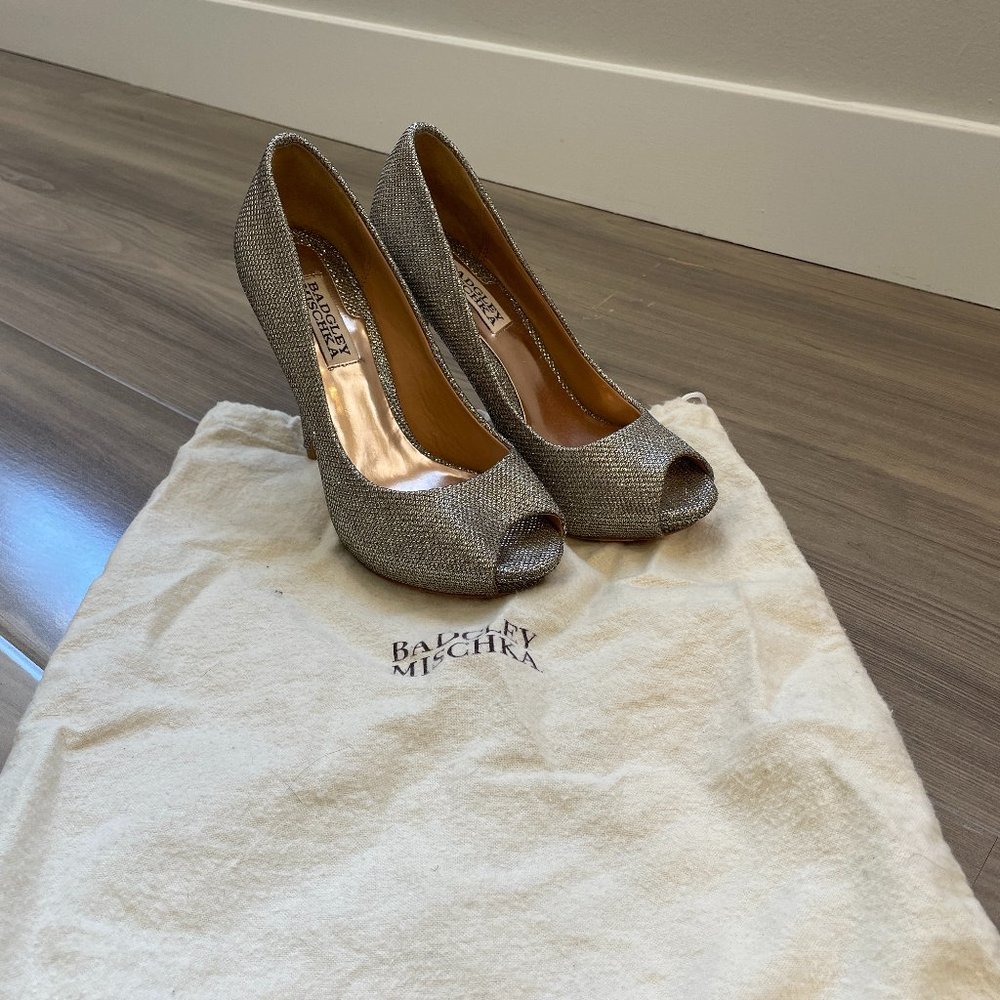 Badgley Mischka Pumps